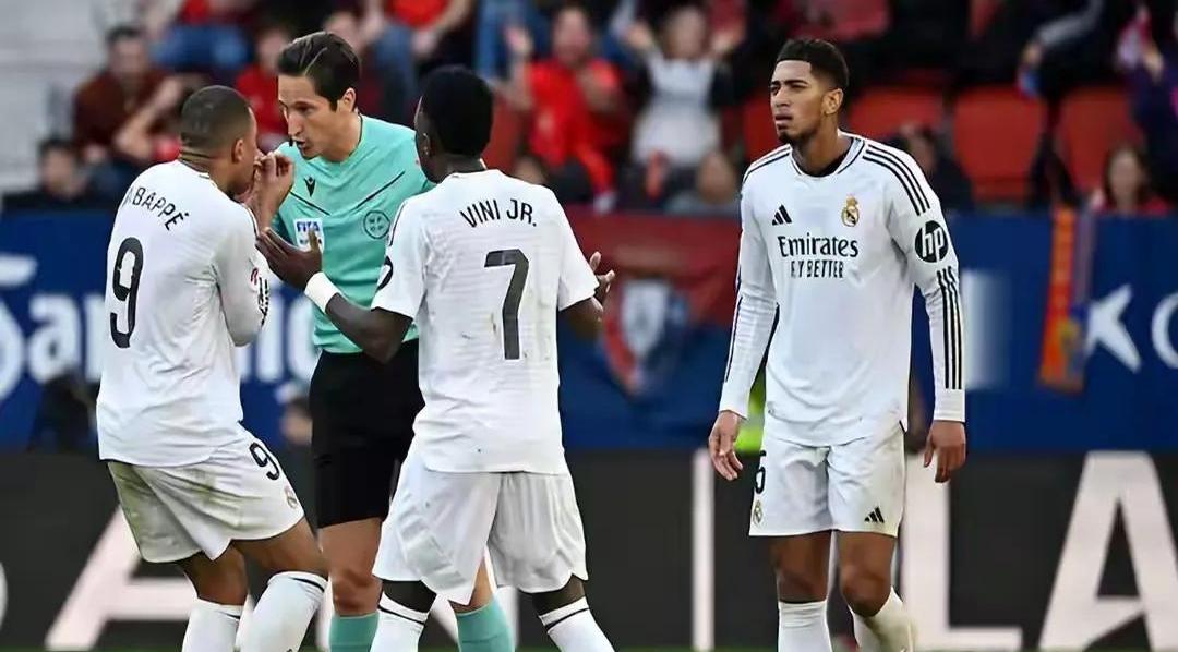 皇家马德里发布备战花絮;今晨单刀错失;意甲任务艰巨;纪律约束更严格的简单介绍 皇家马德里发布备战花絮;今晨单刀错失;意甲任务艰巨;纪律约束更严格的简单介绍