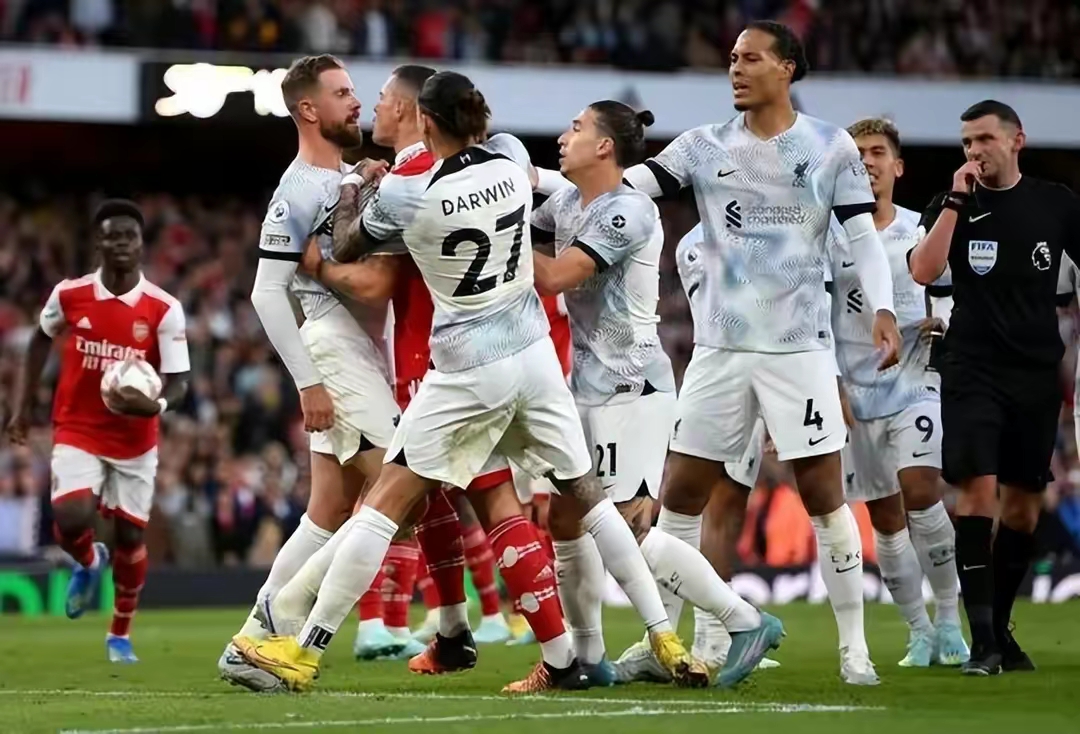 英超球迷太多 英超球迷太多